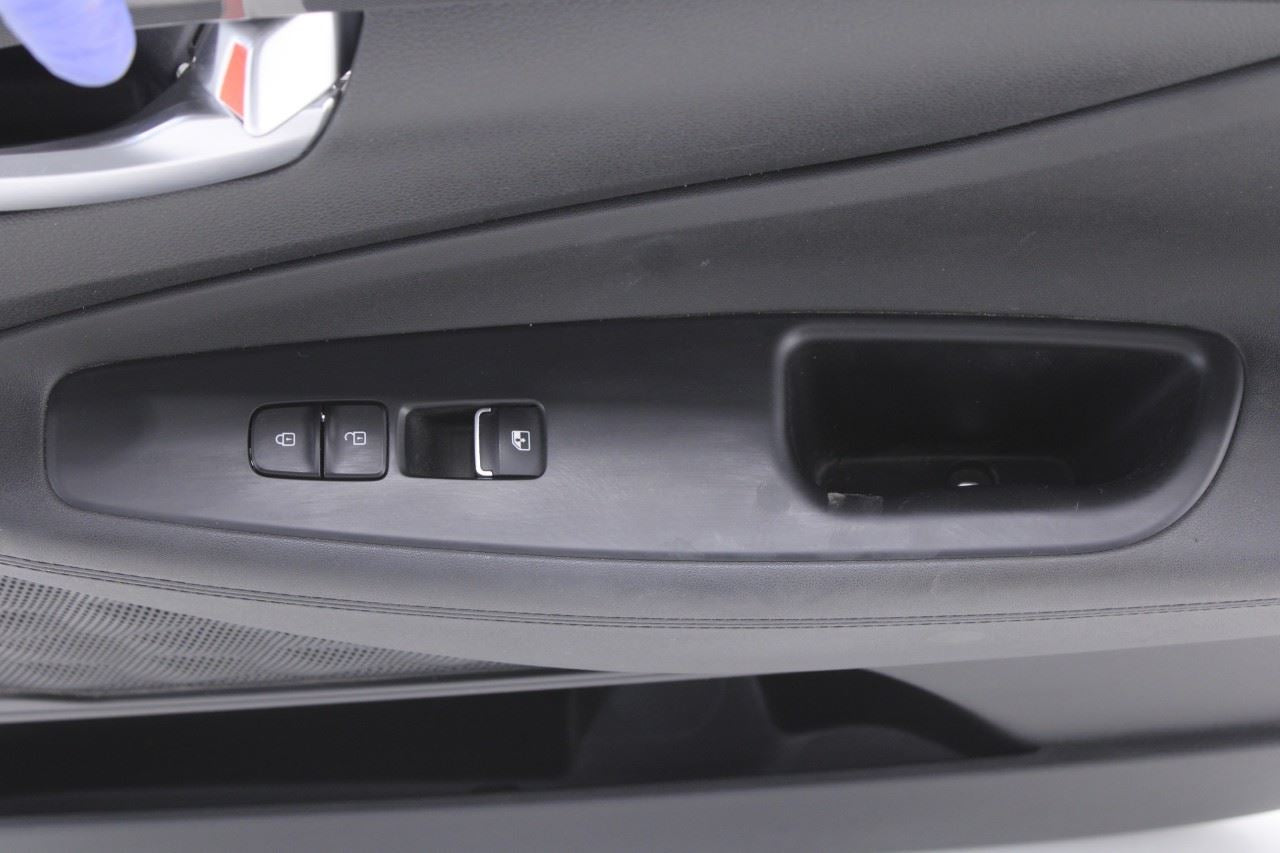 2021-23 Hyundai Santa Fe SEL Front Right Side Door Trim Panel 93576-S1100NNB OEM6
