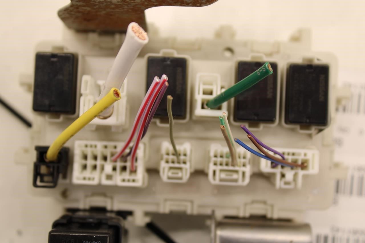 19-24 Nissan Altima SL Dash Cabin Power Fuse Relay Junction Box 24350-6CA0A OEM - Alshned Auto Parts