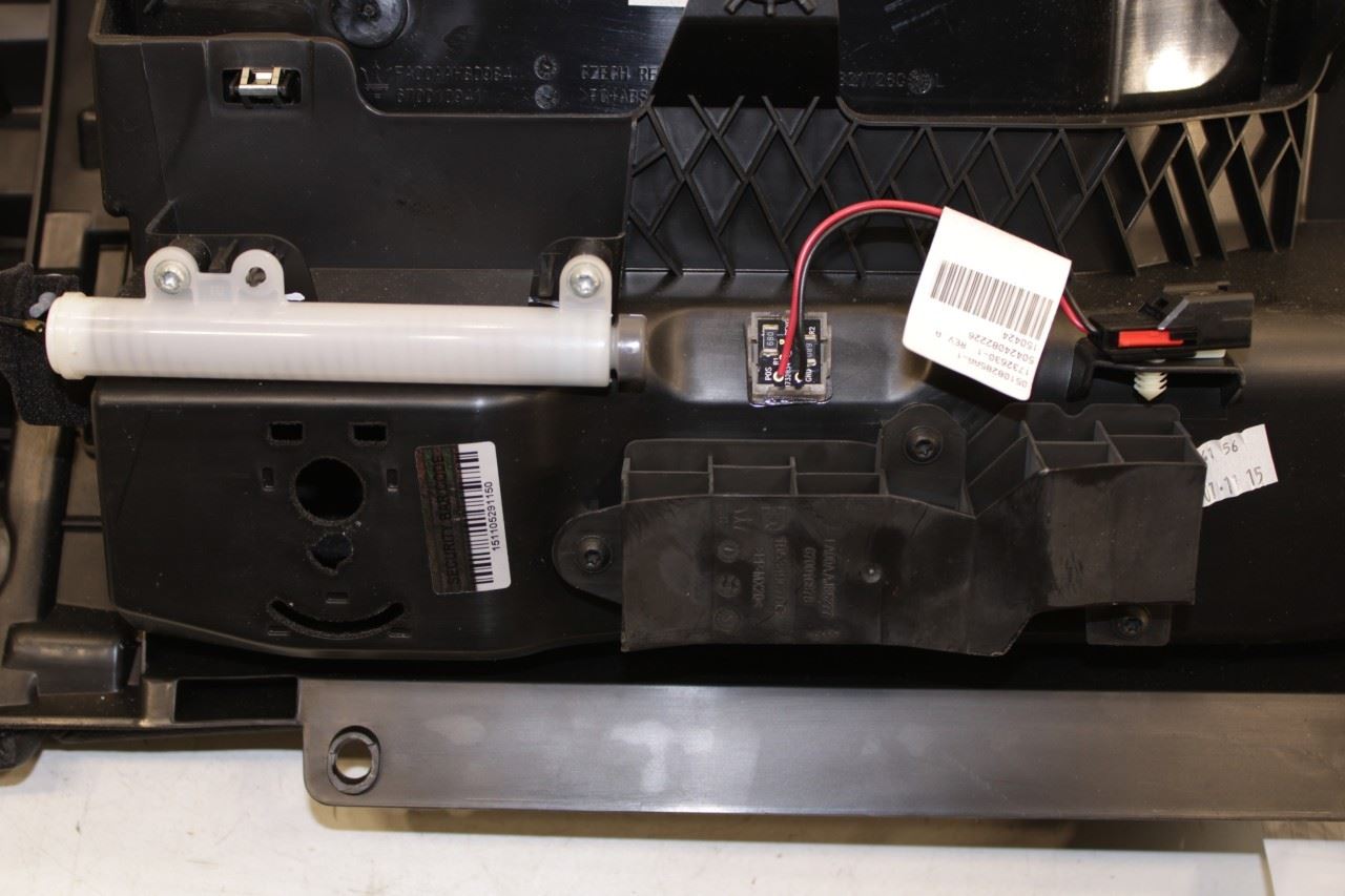 2014-2016 Maserati Ghibli S Q4 Glove Box Storage Compartment 670018460 OEM - Alshned Auto Parts
