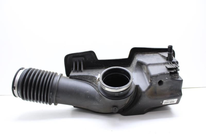 2019-2023 Chevrolet Silverado 1500 Air Intake Cleaner Outlet Duct 84493960 OEM - Alshned Auto Parts