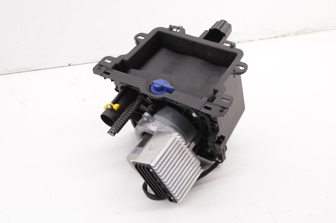 2017-19 Chrysler Pacifica Limited Rear Cargo Stow'N Vacuum Cleaner w/ Reservoir - Alshned Auto Parts