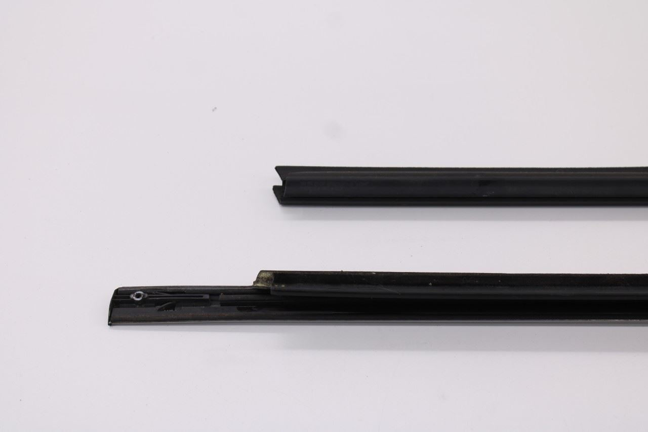 2011-15 Jeep Grand Cherokee Limited RR RH Door Belt Outer and Inner Weatherstrip - Alshned Auto Parts