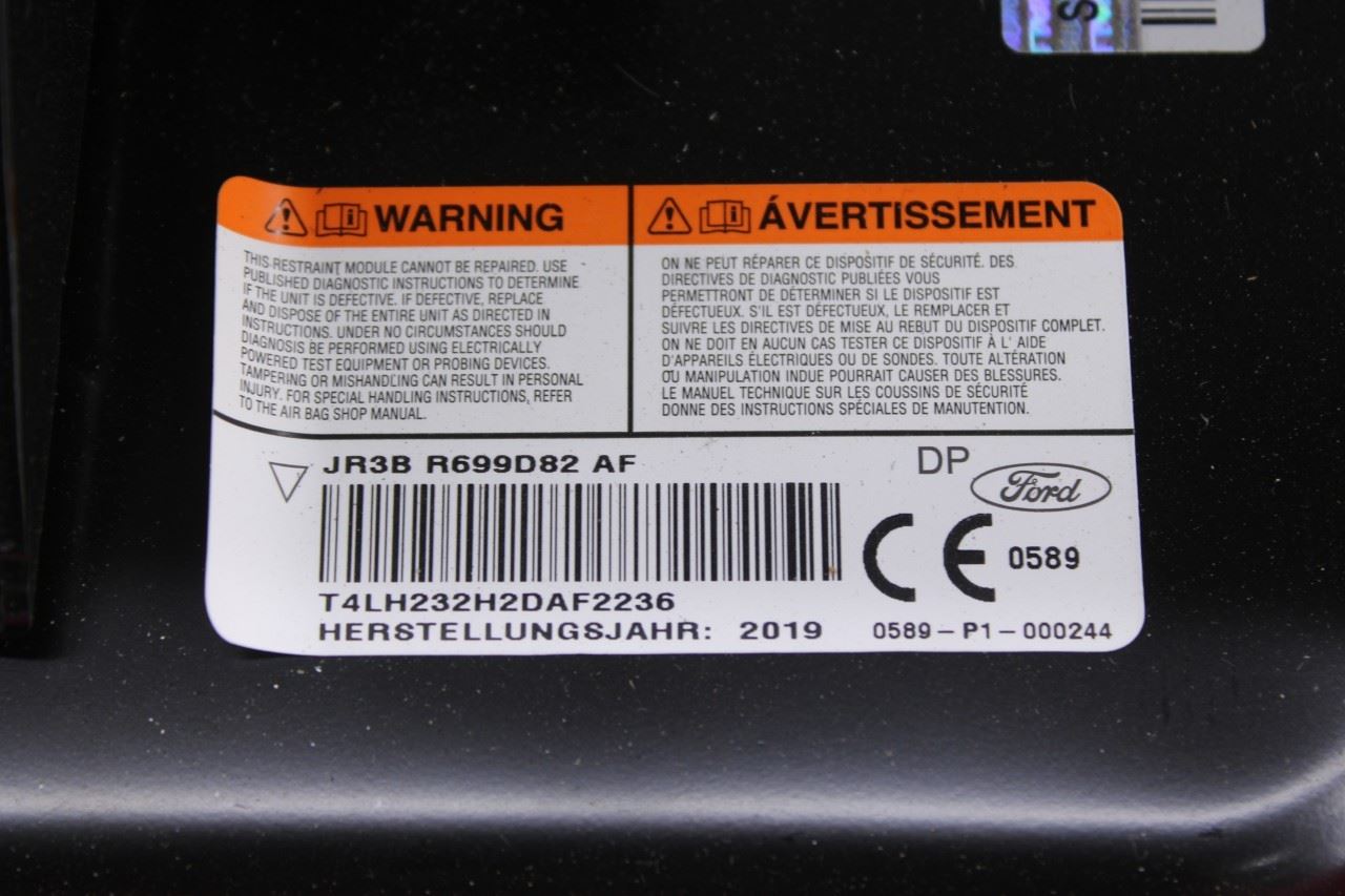 2015-2020 Ford Mustang GT Dash Instrument Panel GR3Z-6304320-CB OEM16