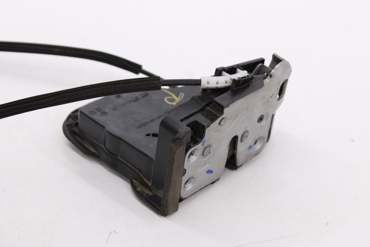 2018-24 Chevrolet Equinox LT Front Right Passenger Side Door Lock Latch Actuator4