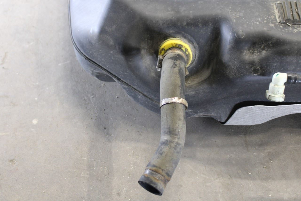 2016-2020 Kia Optima LX 2.4L Fuel Gas Tank 18.5 US Gallons 31150-D5500 OEM - Alshned Auto Parts