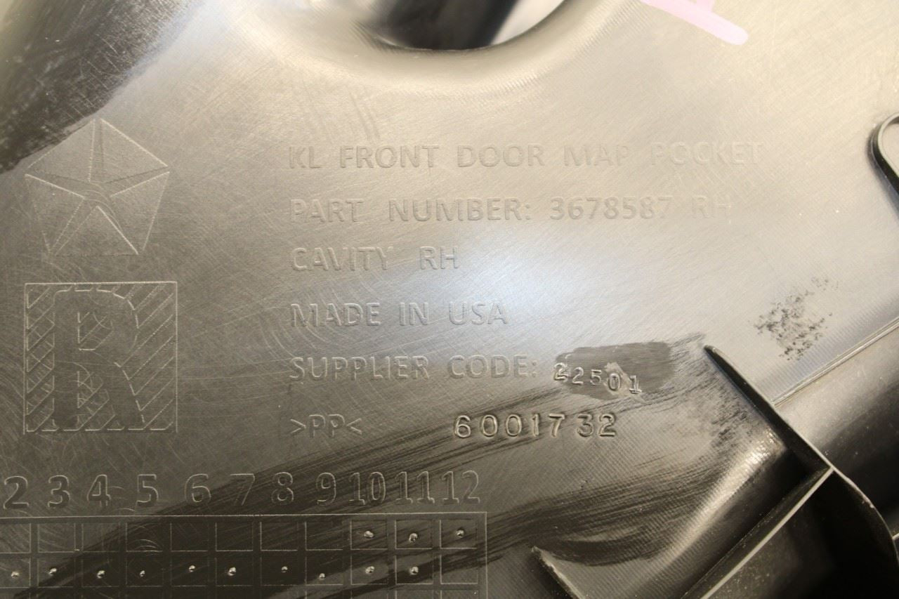 2019-20 Jeep Cherokee Latitude Front Right Passenger Door Trim Panel 6CH781X9AB - Alshned Auto Parts