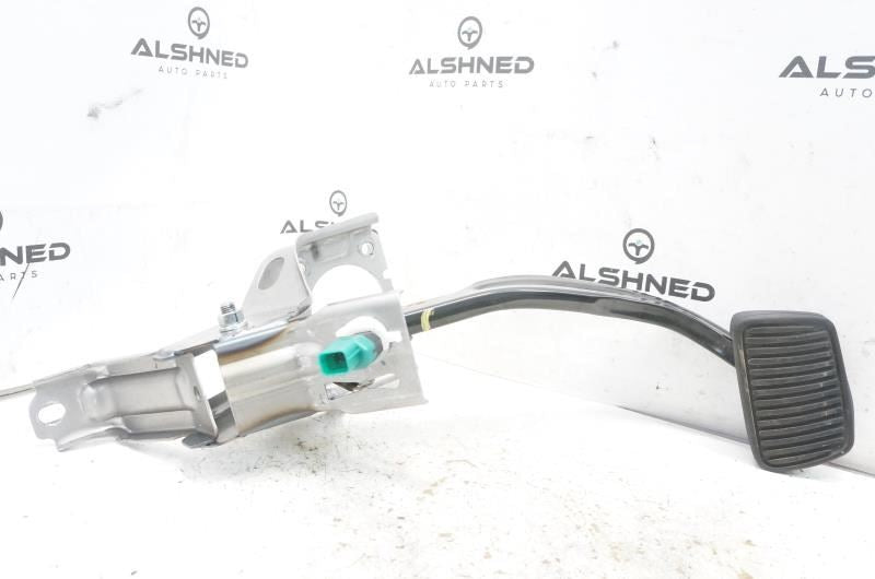 21-26 Hyundai Santa Fe SEL Brake Pedal Assembly w/ Bracket and Stop Light Switch - Alshned Auto Parts