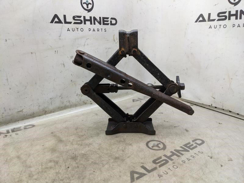 2011-2020 Jeep Grand Cherokee Lift Jack 04766498AA OEM - Alshned Auto Parts