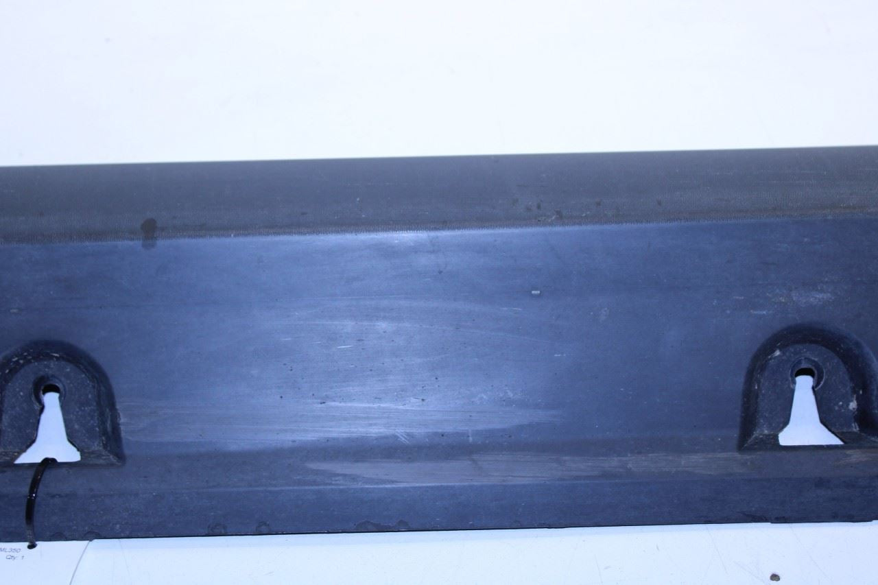 2012-15 Mercedes-Benz ML350 Right Passenger Side Rocker Panel Molding 1666901840 - Alshned Auto Parts