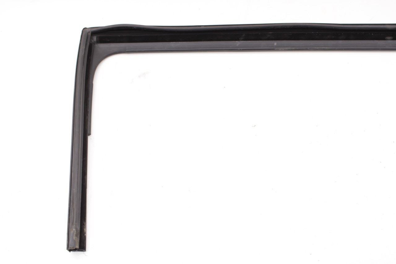 17-26 Chrysler Pacifica Rear Right Sliding Door Run Channel w Belt Weatherstrips - Alshned Auto Parts