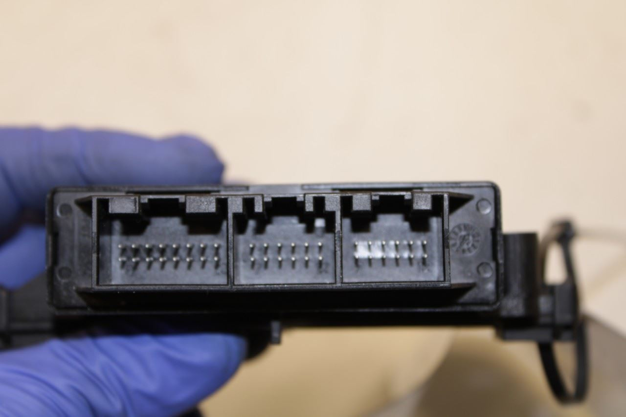 2015-2018 Volvo S60 T5 Premier Parking Assist Control Module 31423950 OEM - Alshned Auto Parts
