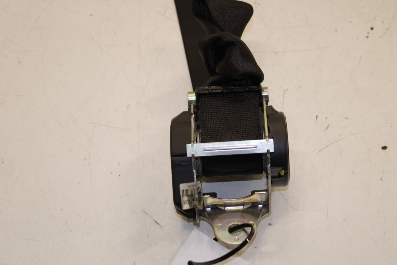 14-21 Maserati Ghibli S Q4 3.0L Rear Driver LH Side 2nd Row Seat Belt Retractor - Alshned Auto Parts
