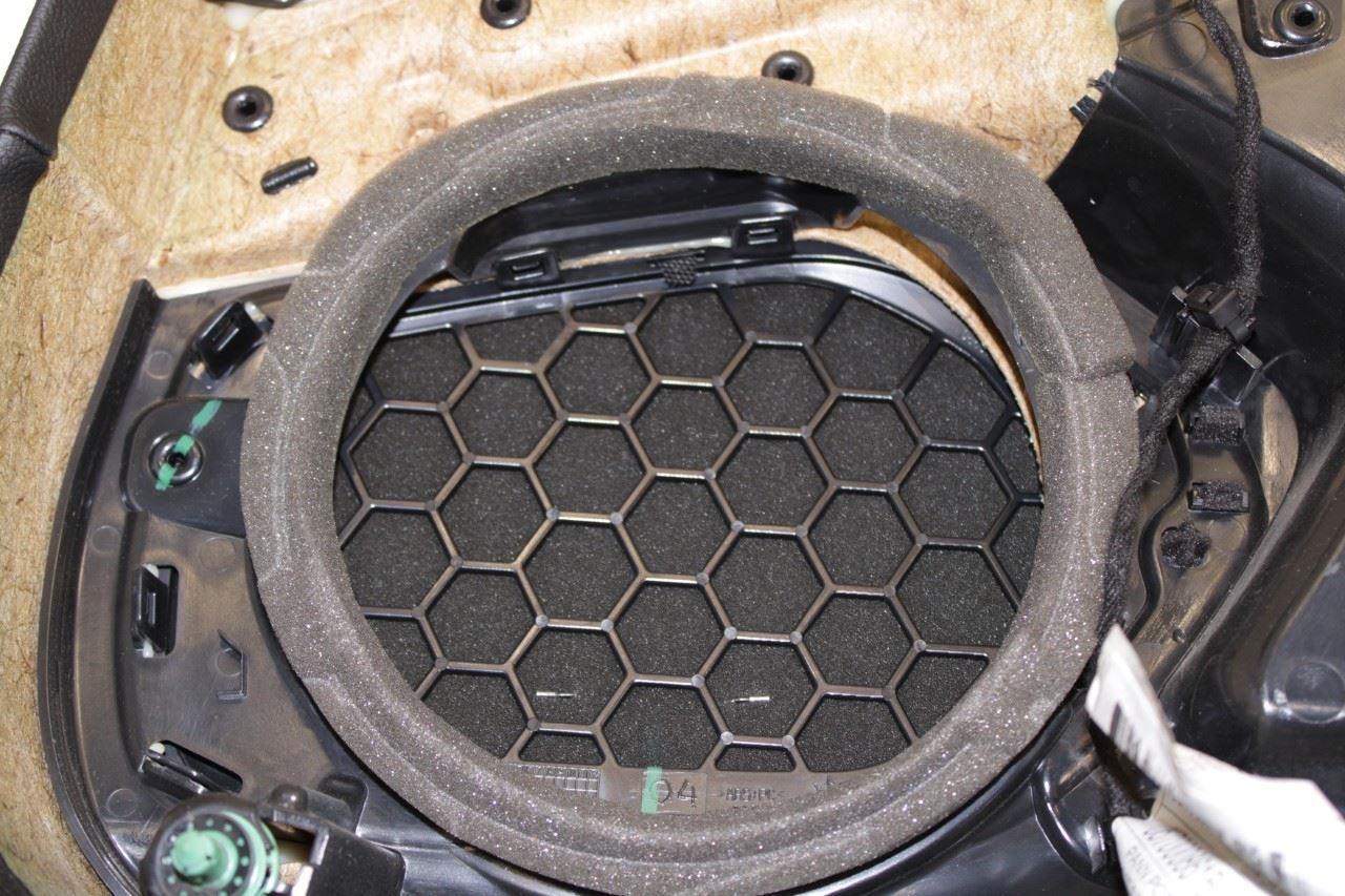 2014-2020 Maserati Ghibli S Q4 Rear Left Driver Door Trim Panel 670049746 *ReaD* - Alshned Auto Parts