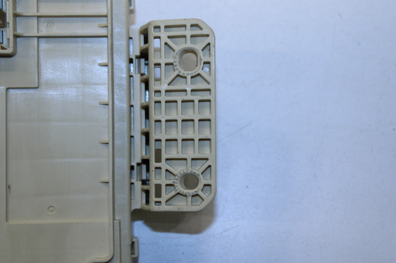 2020-2022 Kia Soul LX 2.0L FWD Cabin Instrument Panel Fuse Relay Junction Block - Alshned Auto Parts
