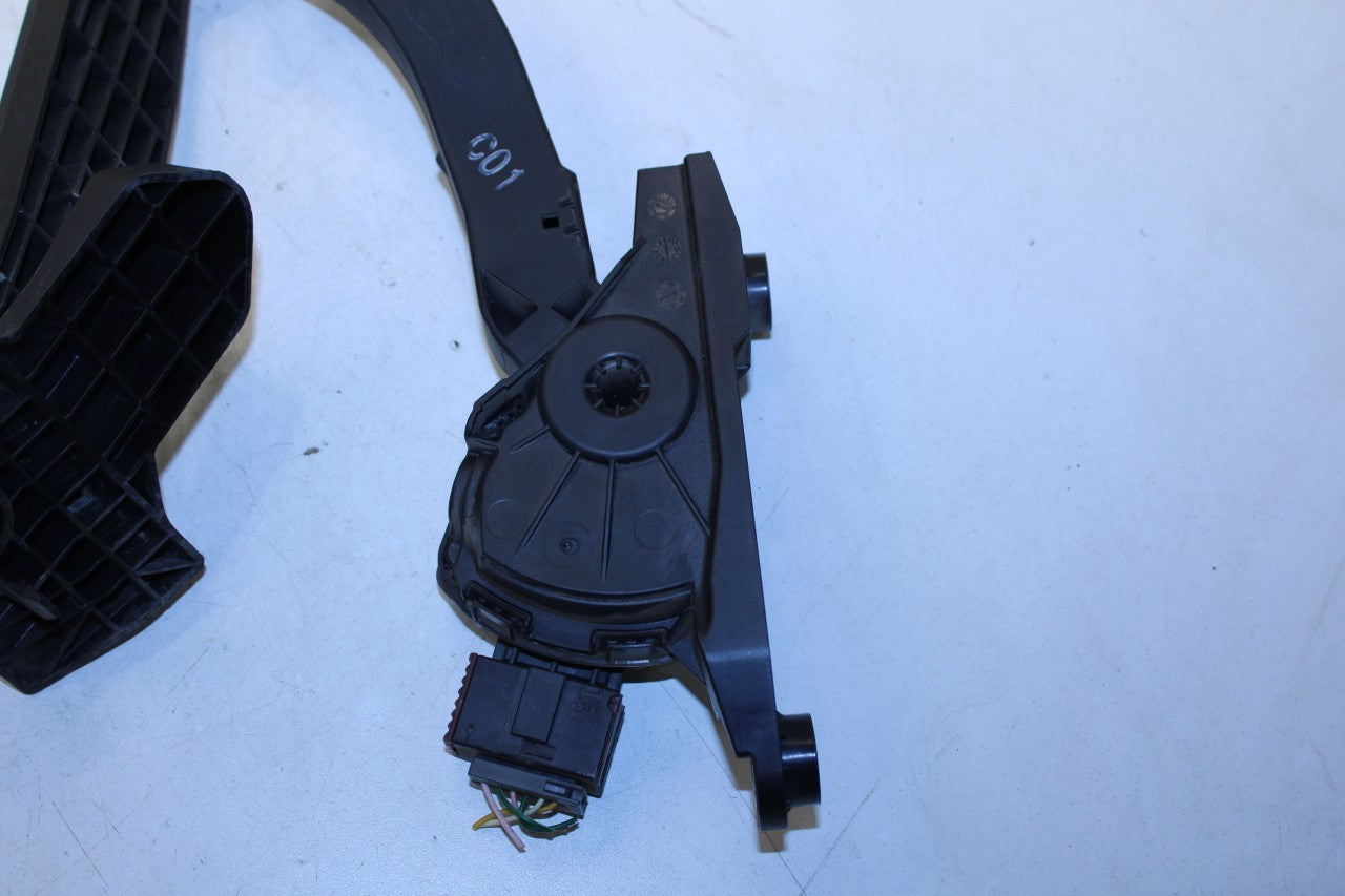 2011-17 Hyundai Veloster 1.6L Accelerator Throttle Gas Pedal Sensor 32700-2V100 - Alshned Auto Parts