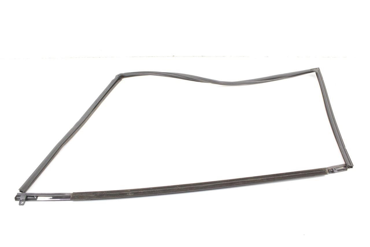 2016-2019 Nissan Sentra SL Front Right Door Run Channel with Belt Outer Molding - Alshned Auto Parts