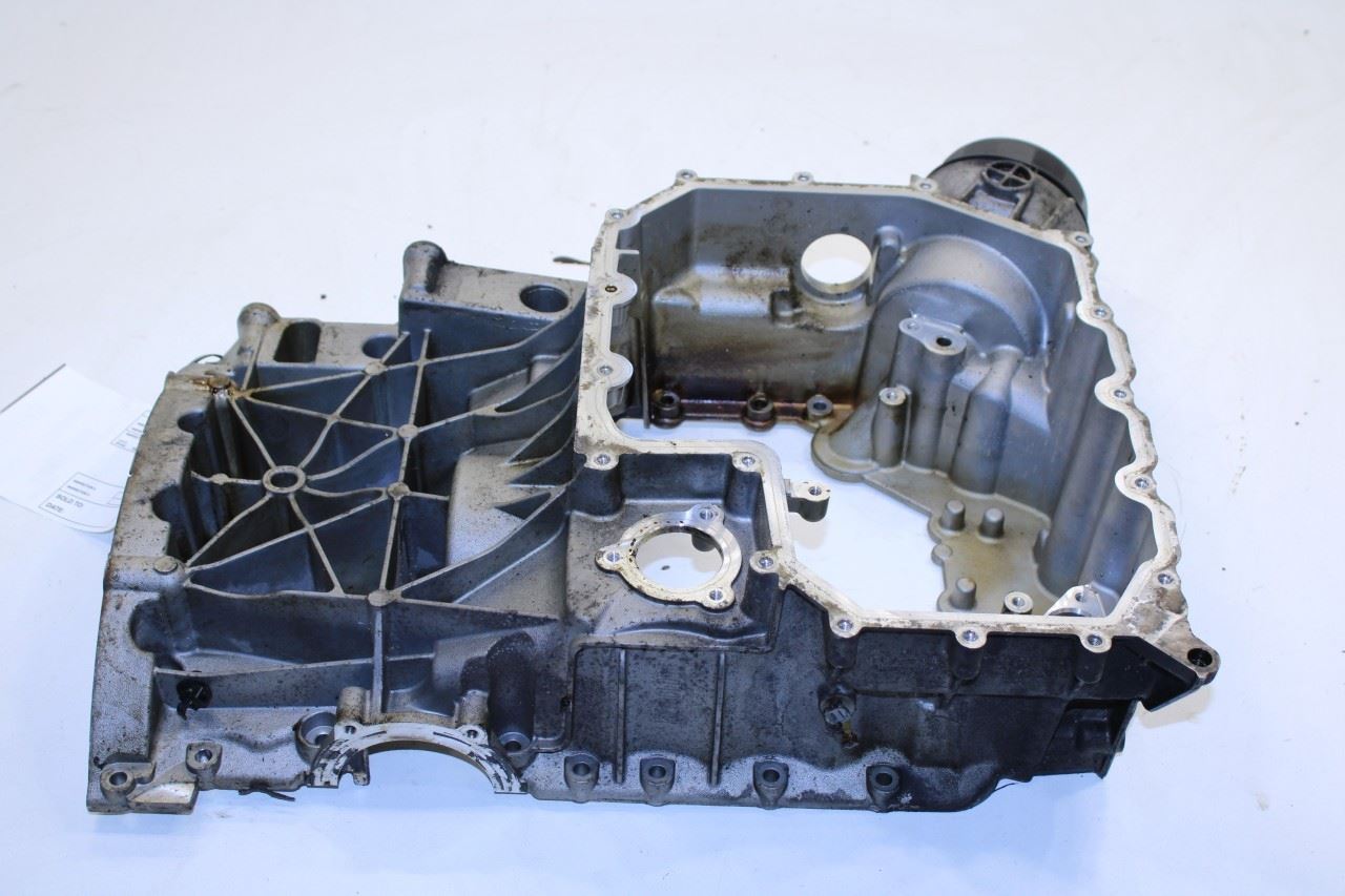 2011-2016 Porsche Panamera 4 3.6L AWD Engine Upper Oil Pan 946-107-161-42 OEM - Alshned Auto Parts
