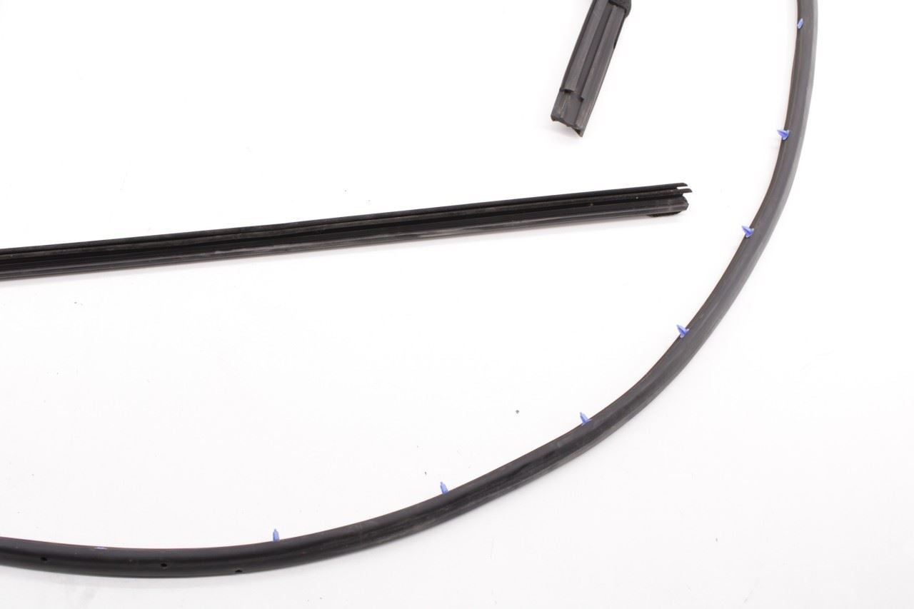 2021-2024 Kia K5 GT-Line Rear Right Side Door Weatherstrip Set 83140L3000 OEM - Alshned Auto Parts