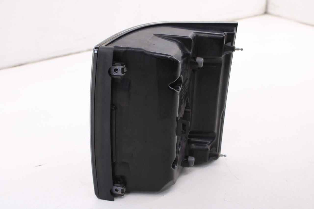 2010-2012 Land Rover Range Rover HSE Rear Right Passenger Side Tail Light Lamp - Alshned Auto Parts