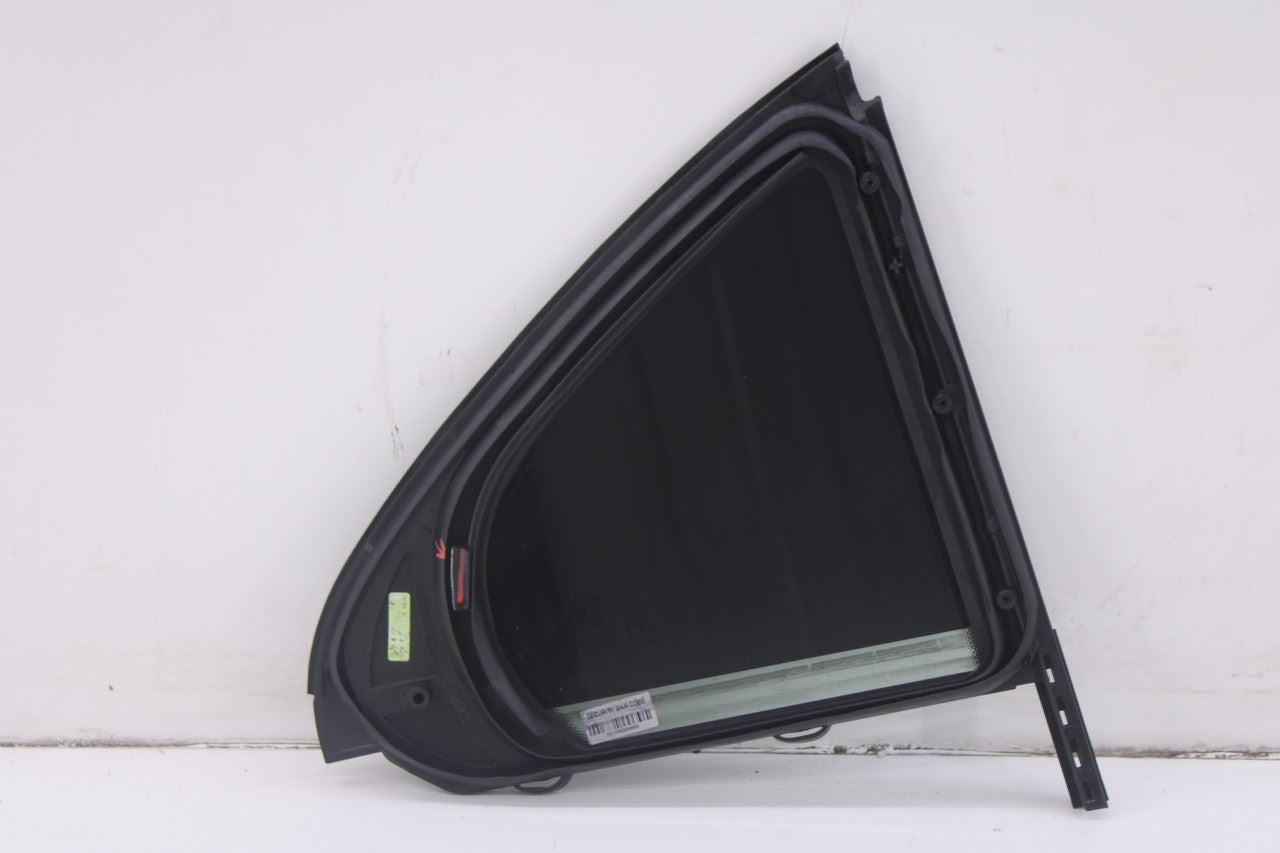 2015-2021 Mercedes-Benz C300 Rear Left Door Window Vent Glass 2057306100 *ReaD* - Alshned Auto Parts