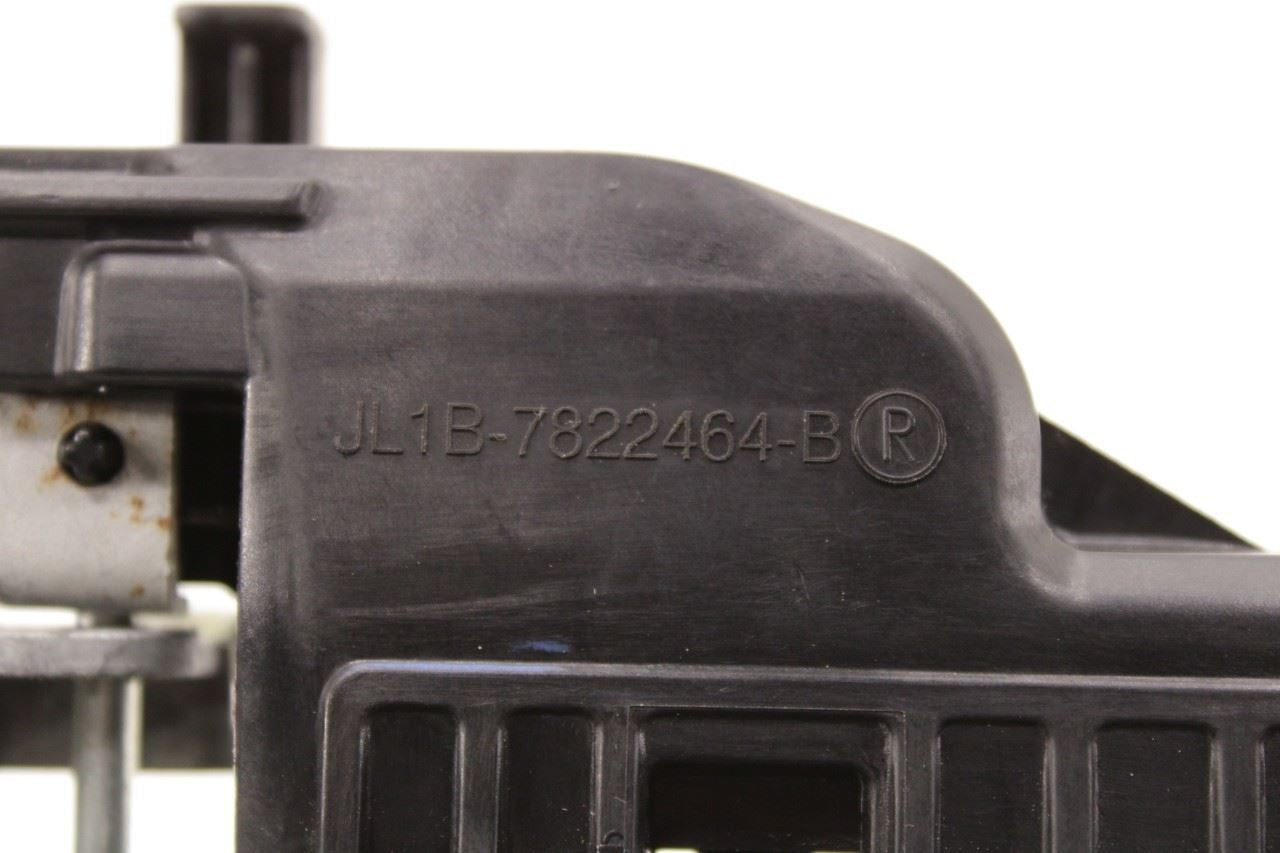 18-24 Ford Expedition MAX XLT 3.5L Front Passenger RH Side Door Exterior Handle - Alshned Auto Parts