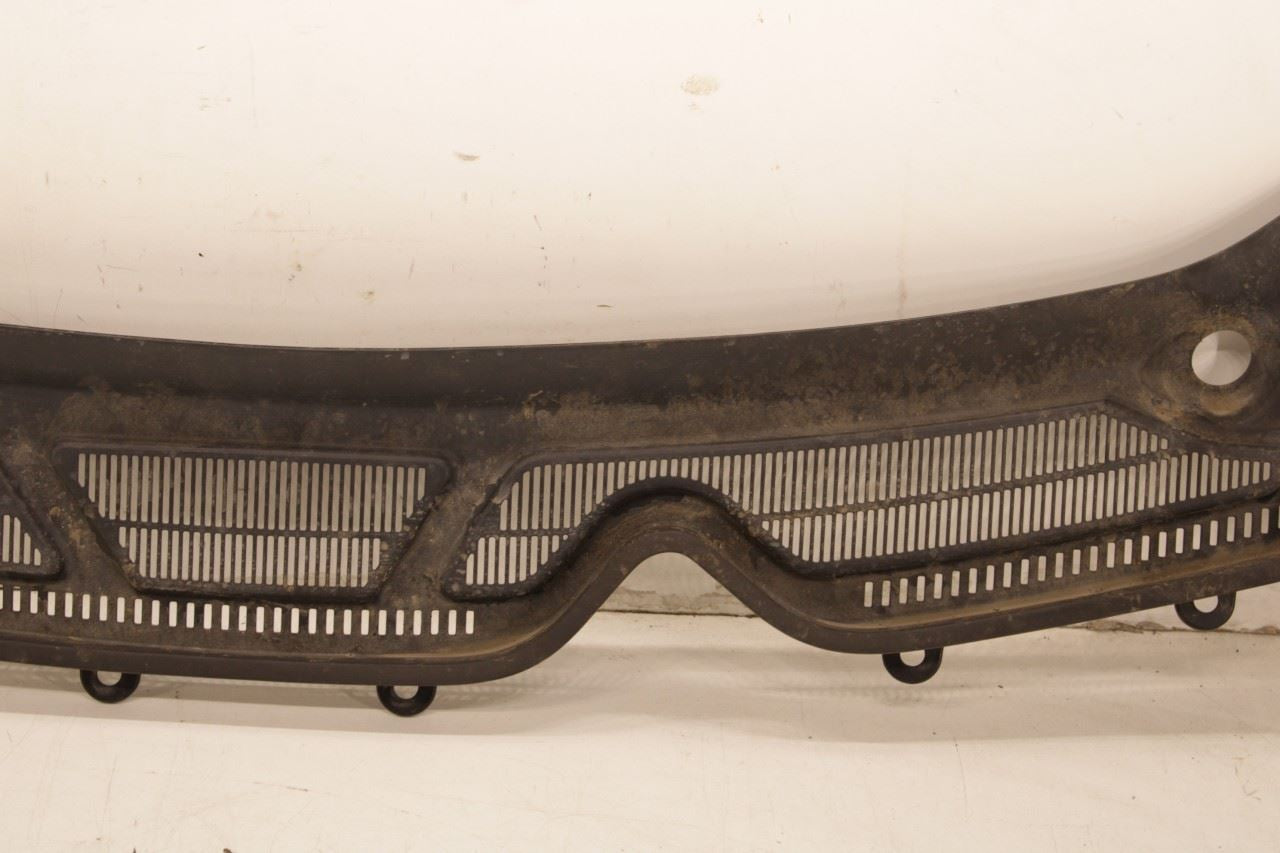 2018-2022 Ford Ecosport SE Front Windshield Cowl Vent Grille Cover Panel *ReaD* - Alshned Auto Parts