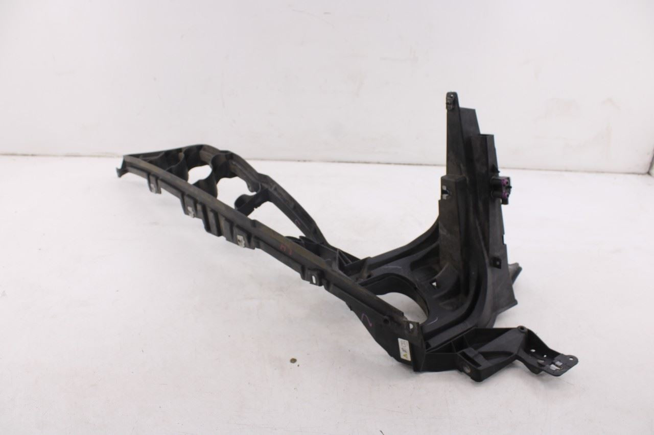 07-13 BMW X5 xDrive35i Front Fender Driver Left Side Upper Support Mount Bracket4