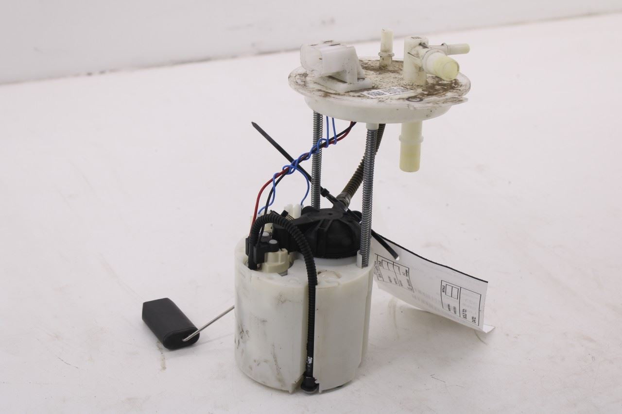 2018-2019 Chevrolet Equinox LT 1.5L In Tank Fuel Pump Assembly 84153104 OEM0