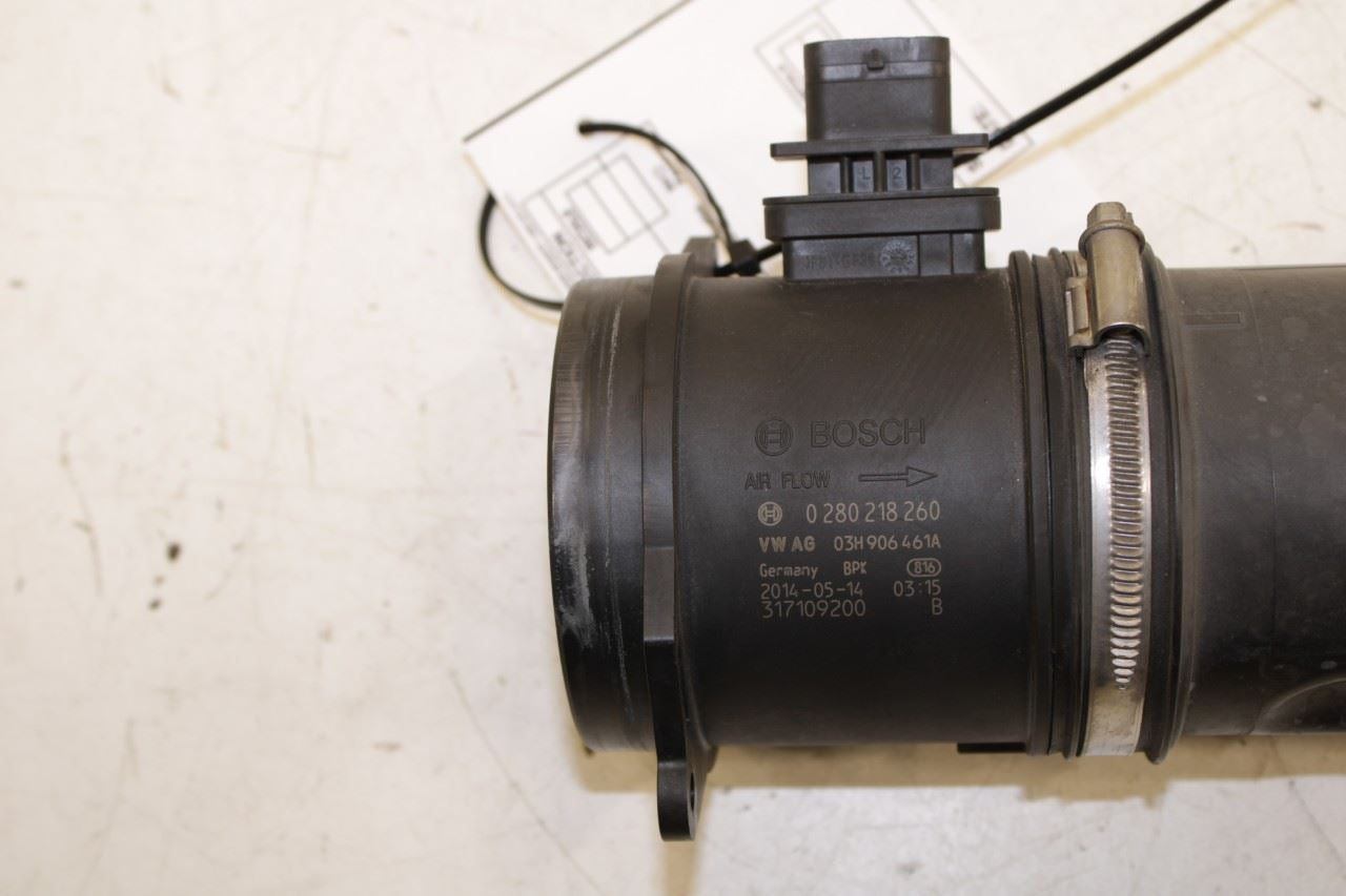 11-14 Porsche Cayenne Platinum 3.6L Air Intake Cleaner Inlet Duct Tube w/ Sensor - Alshned Auto Parts