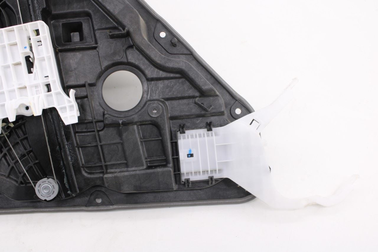 2021-26 Hyundai Elantra SE Rear Right Door Window Regulator w/ Carrier and Motor13
