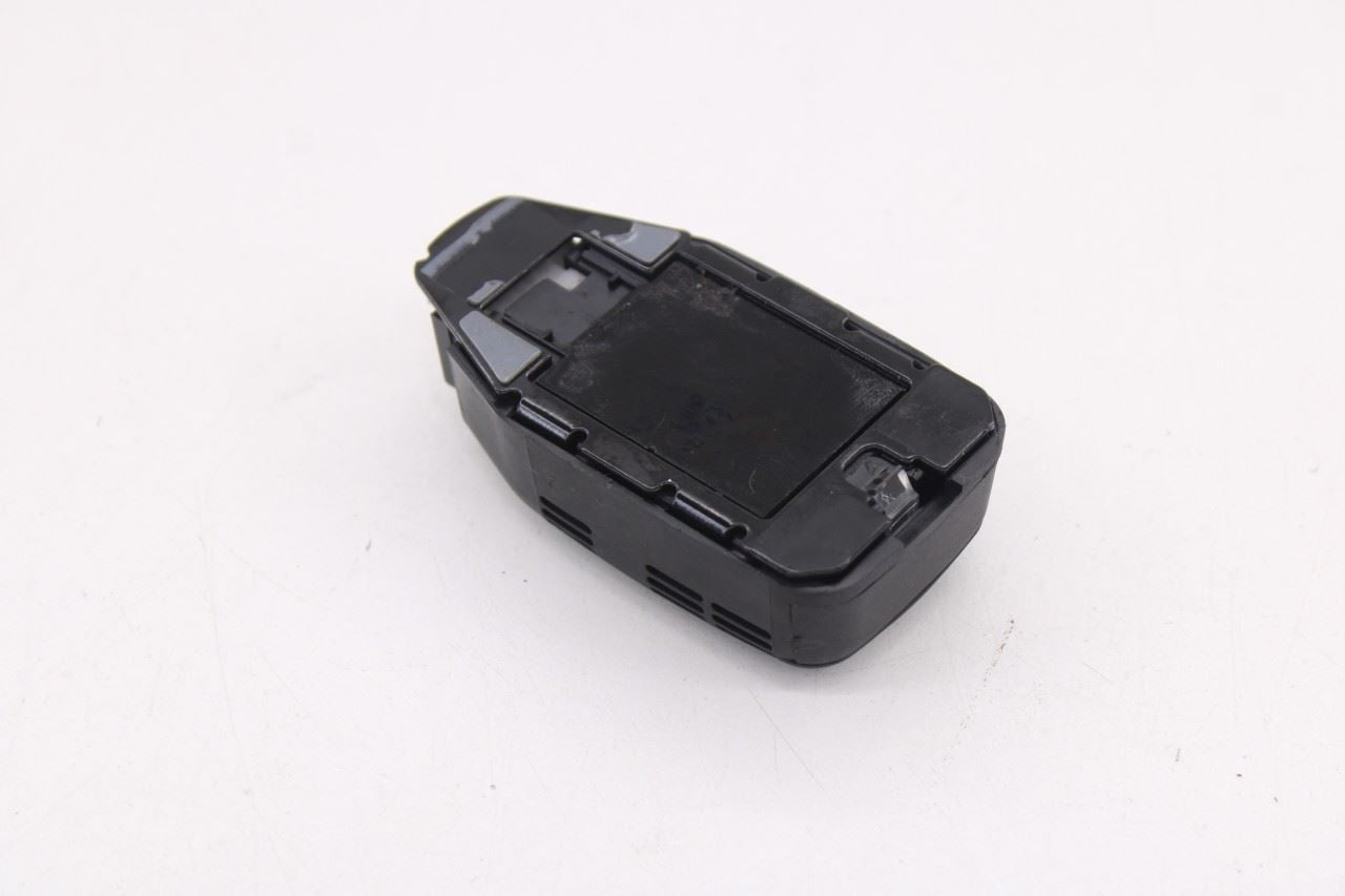 11-2025 Mitsubishi Outlander Sport SE Front Windshield Rain Sensor 8634A109 OEM7