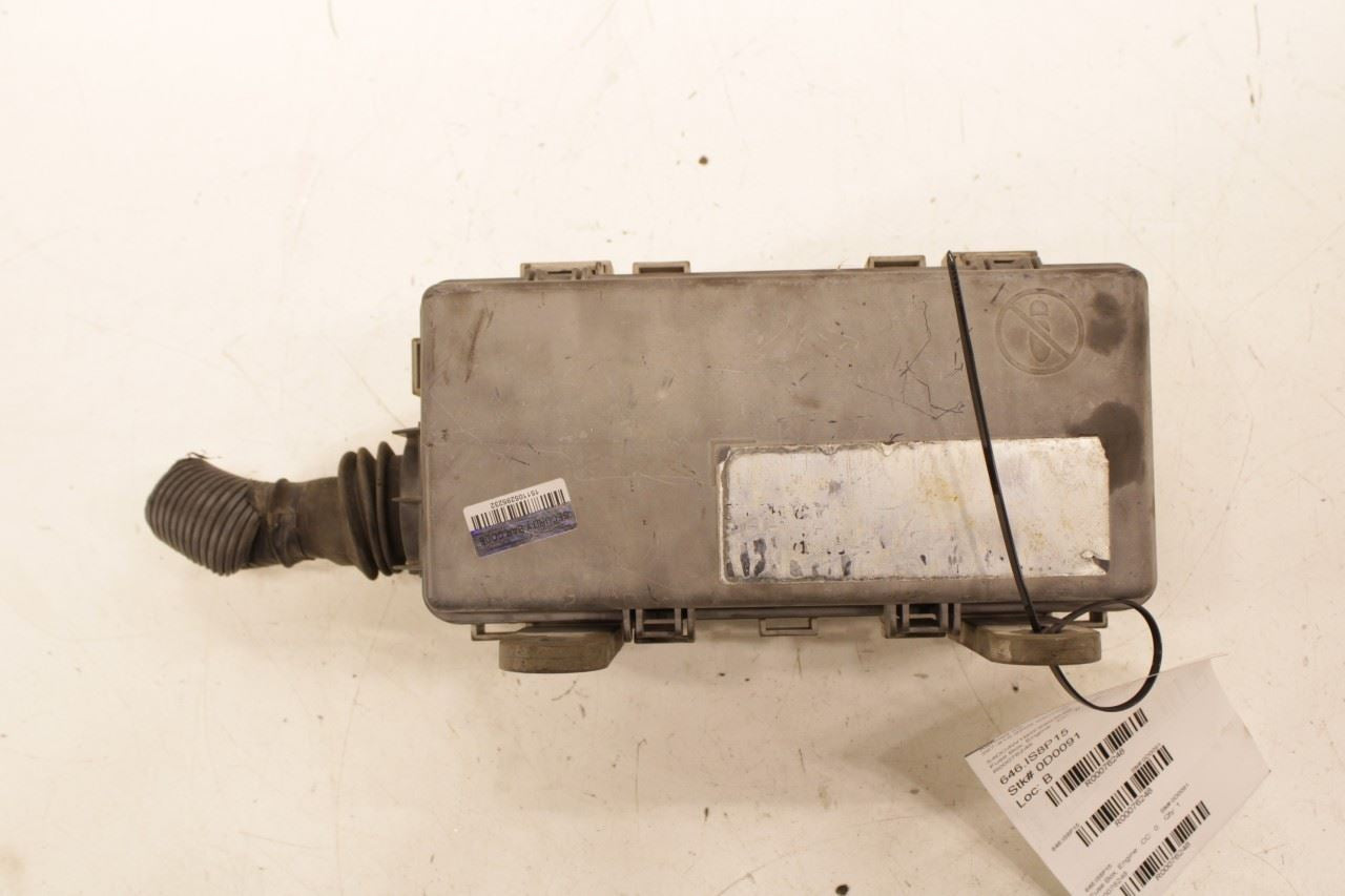 2012-2020 Isuzu NPR HD Fuse Relay Box 8-98113-687-0 OEM - Alshned Auto Parts