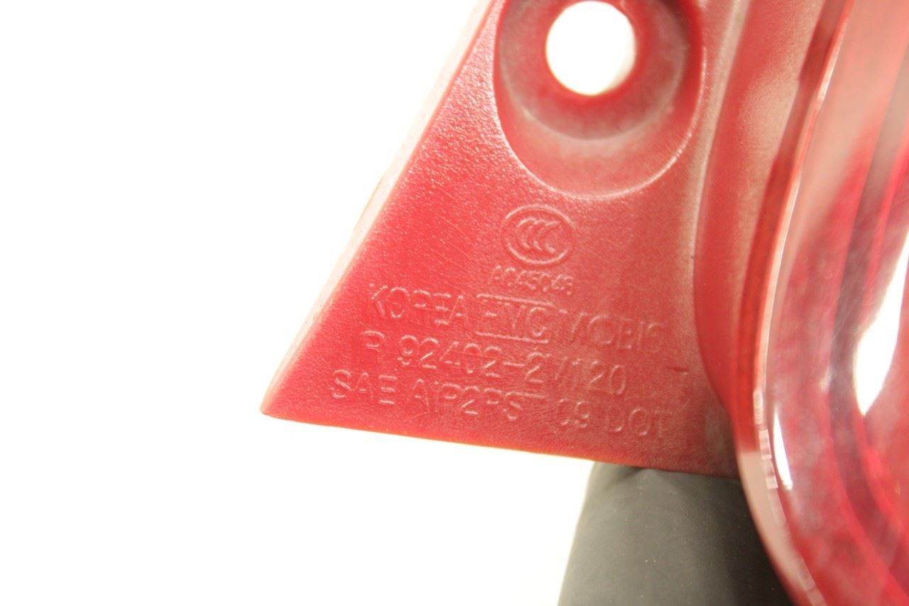 2011-2017 Hyundai Veloster Turbo Rear Right Side Tail Light Lamp 92402-2V100 OEM - Alshned Auto Parts