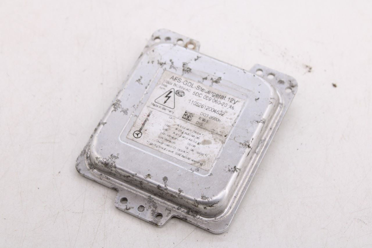 2010-2013 Mercedes-Benz E 350 Luxury 4Matic FR RH Headlight Xenon Ballast Module7