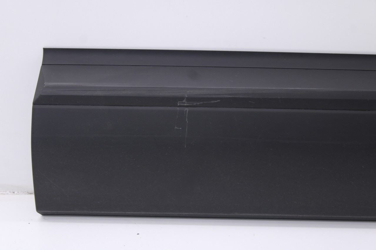 2021-2023 Hyundai Santa Fe SEL Front Right Door Lower Garnish Panel 87722-S20002
