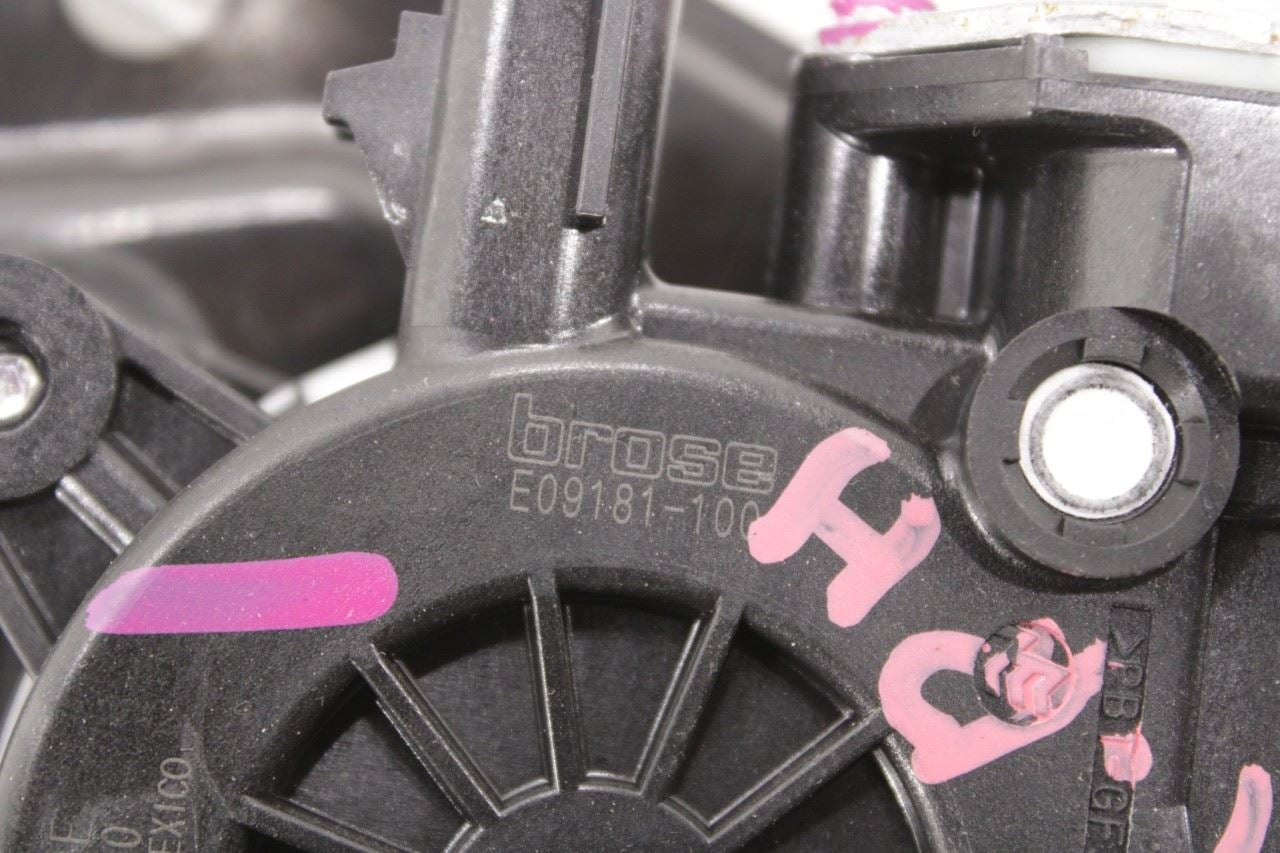 17-23 GMC Acadia SLT-1 Front Right Passenger Side Door Window Regulator w/ Motor - Alshned Auto Parts