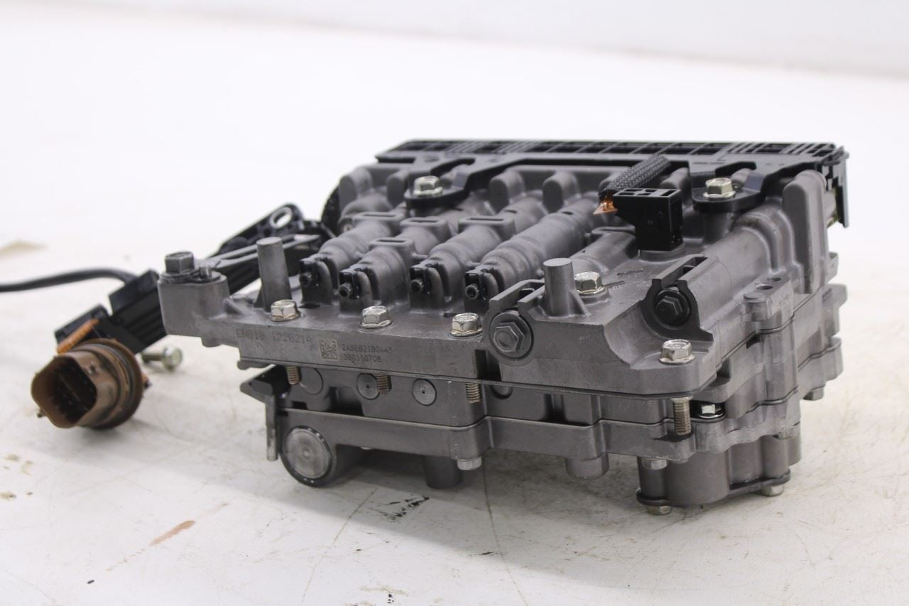 14-16 Kia Soul 1.6L FWD 6-Spd Auto Transmission Valve Body w/ Oil Pan 46210-26001