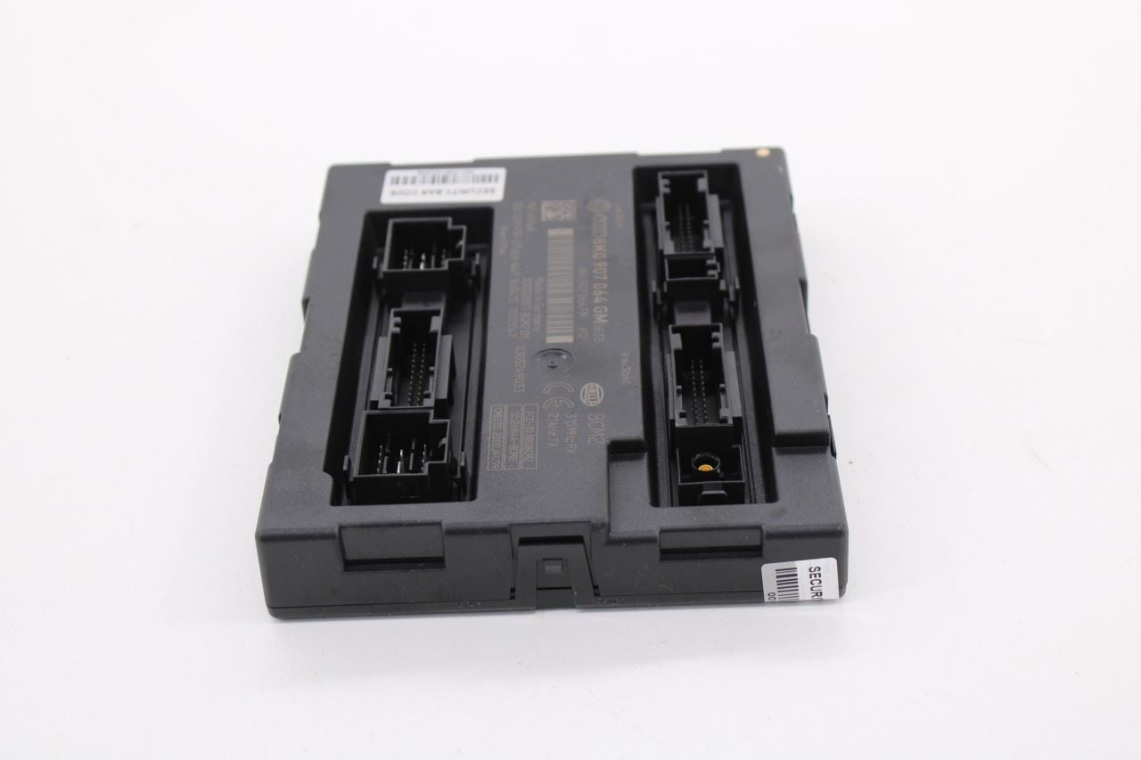 2013-2016 Audi S4 Premium Plus Body Computer Control Module BCM BCU 8K0907064GM2