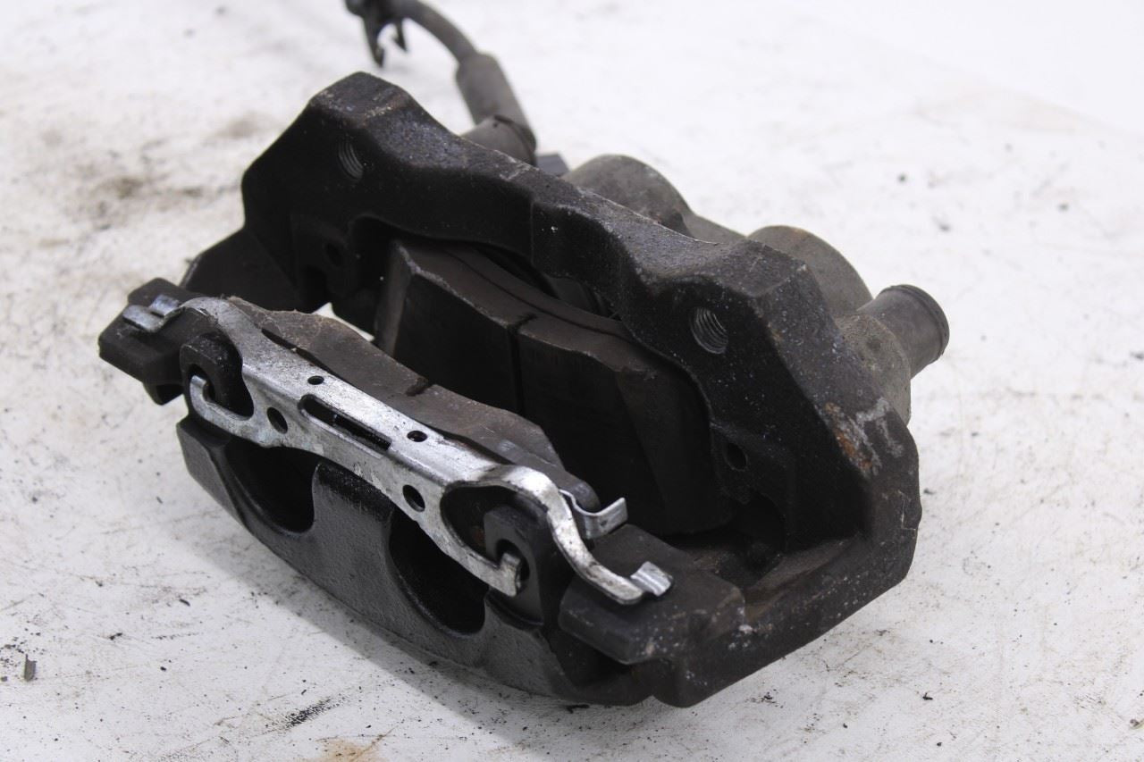 2011-25 Dodge Durango SXT 3.6L AWD Front Passenger Right Side Brake Disc Caliper12
