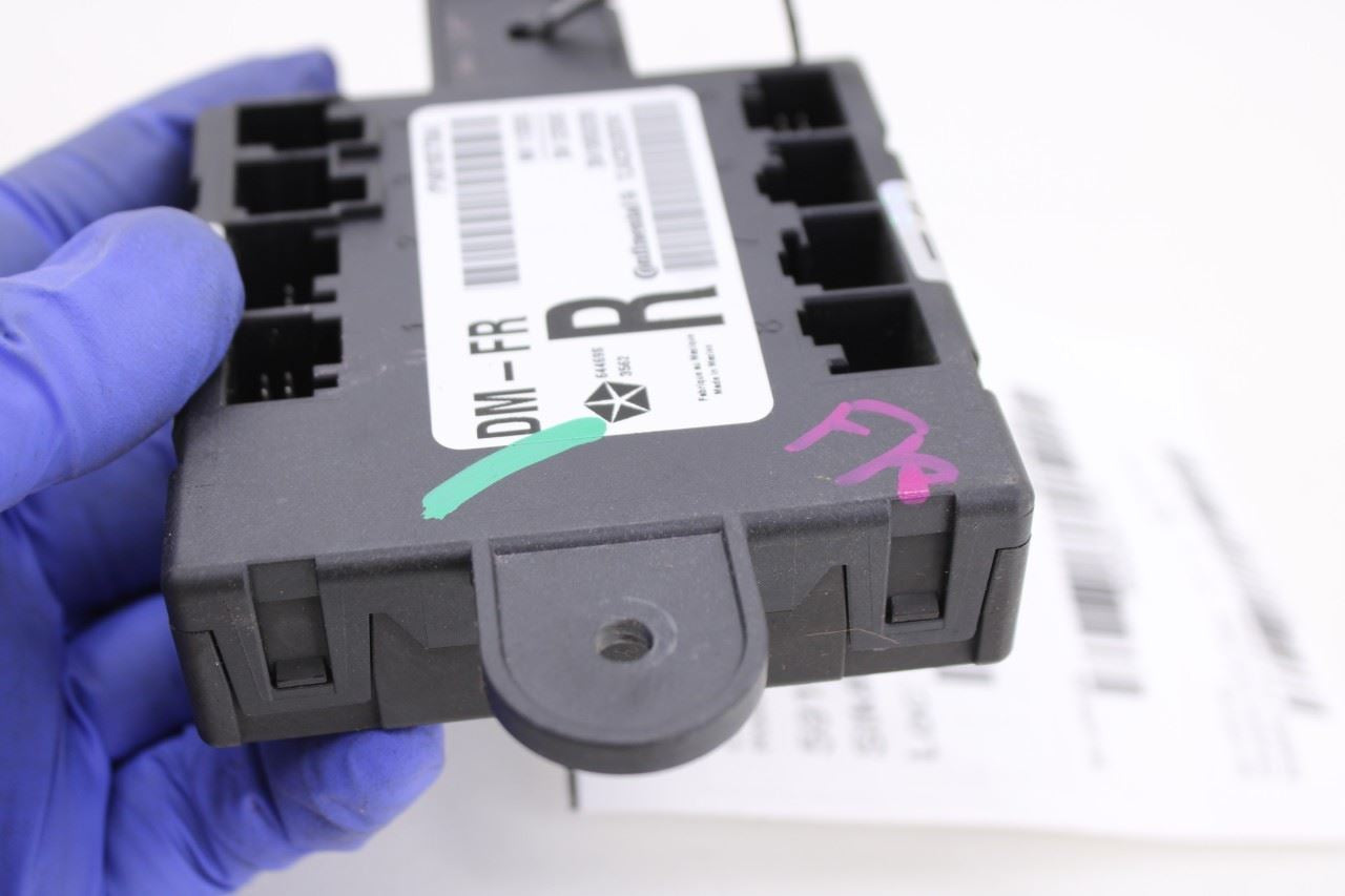2014 Jeep Grand Cherokee Limited Front Right Passenger Side Door Control Module 5