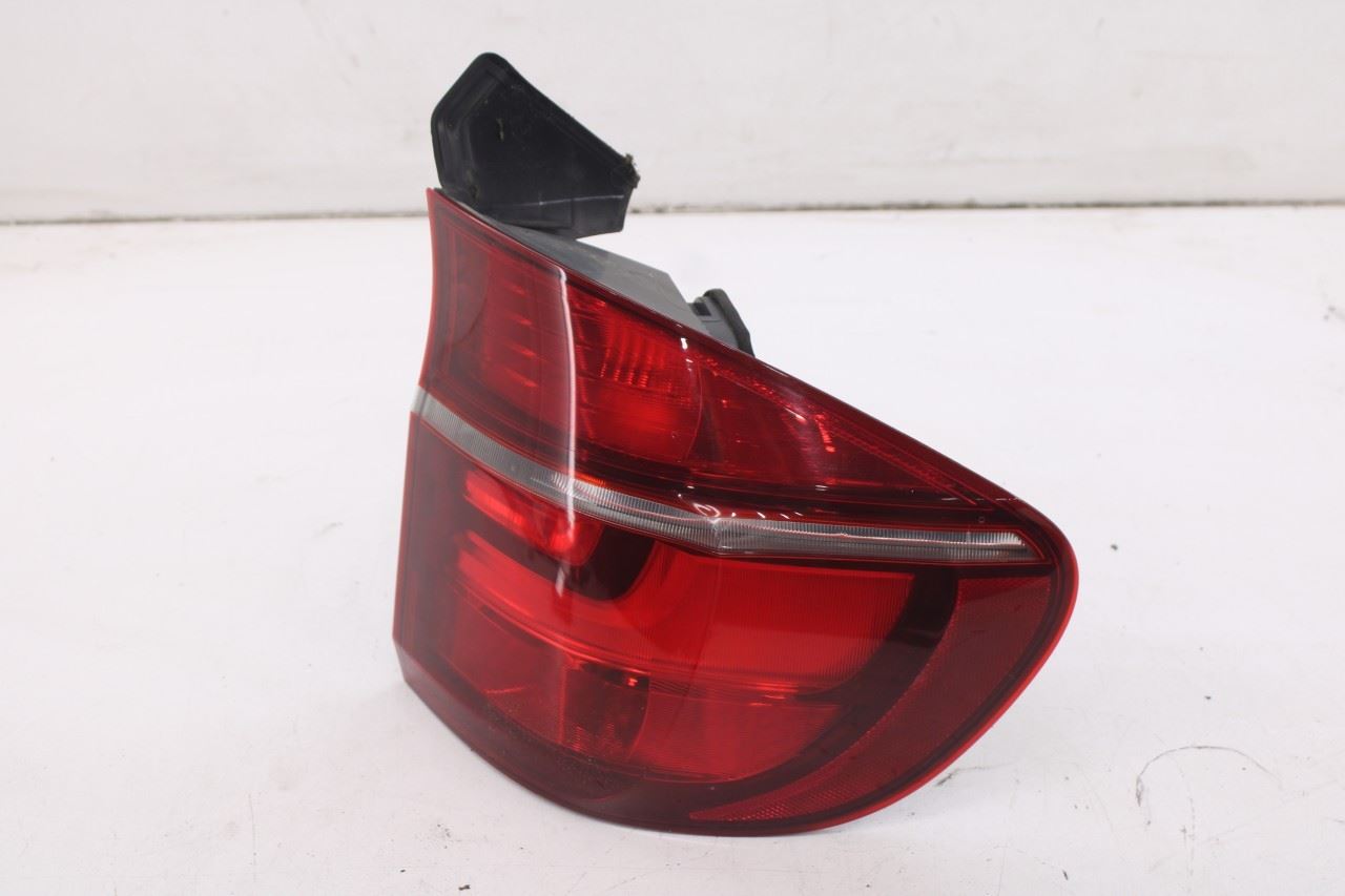 2011-2013 BMW X5 Xdrive35I Rear Right Passenger Side Tail Light Lamp 632172277922