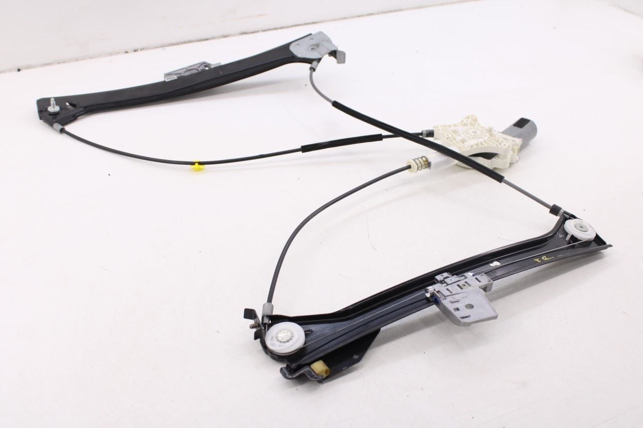 2006-2009 Mercedes-Benz CLK 350 Front Right Side Door Window Regulator w/ Motor5