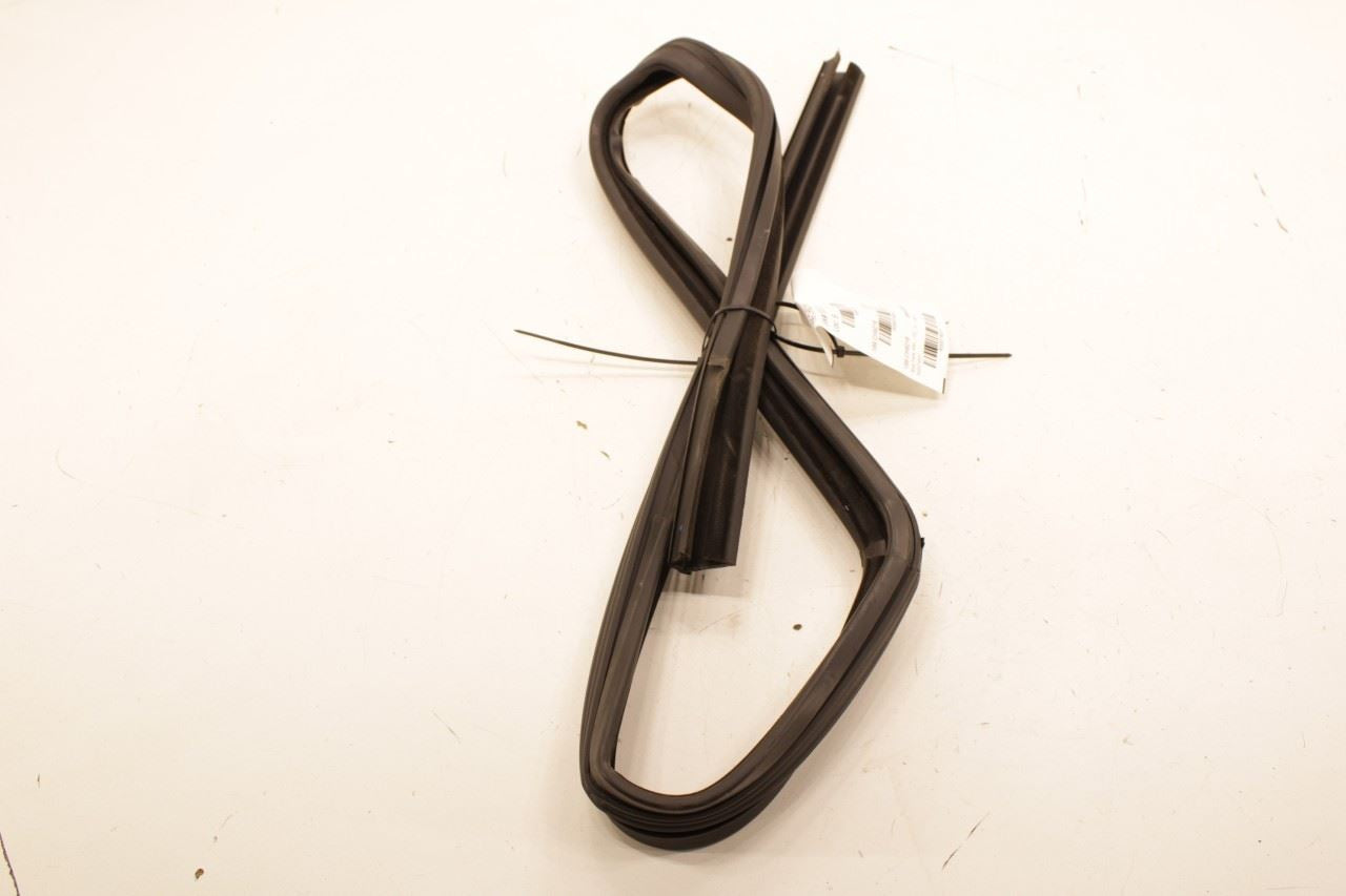 07-18 Jeep Wrangler Sport 2dr Front RH Side Door Glass Run Channel Weatherstrip - Alshned Auto Parts