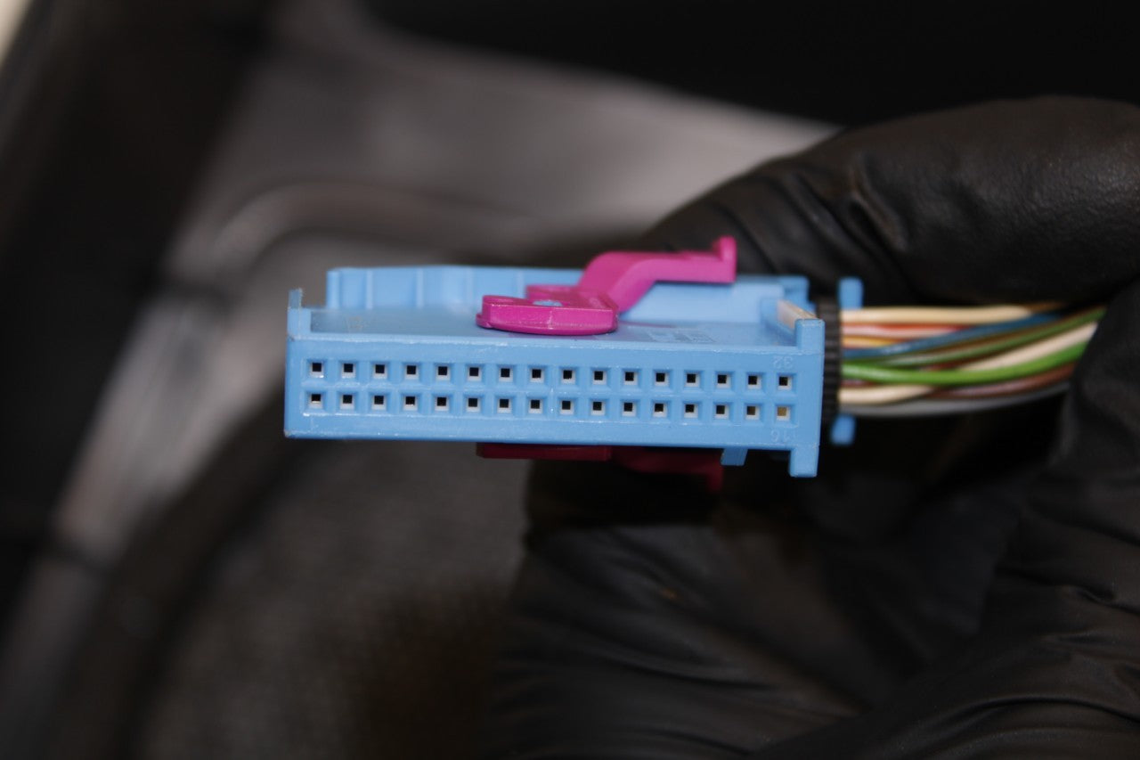 2018-2019 Volkswagen Atlas S Front Left Door Trim Panel 3CN867011EHSG OEM *ReaD* - Alshned Auto Parts