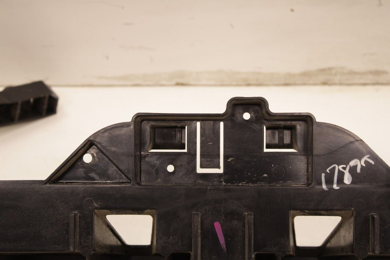 19-23 Jeep Cherokee Latitude 3.2L 4WD Rear Bumper Reinforcement Support Bracket - Alshned Auto Parts