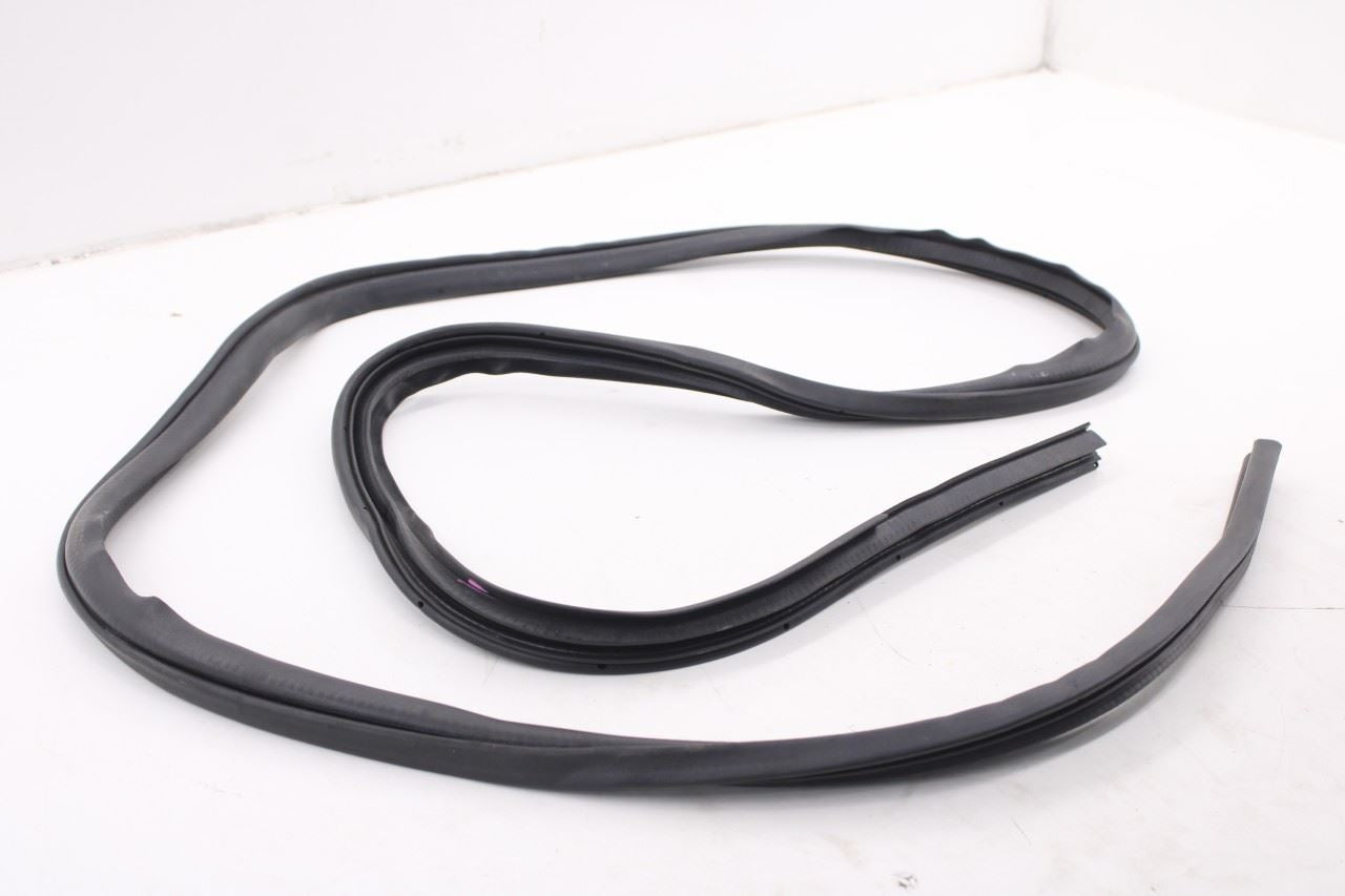 2011-25 Mitsubishi Outlander Sport SE Front Right Side Door Weatherstrip On Body2