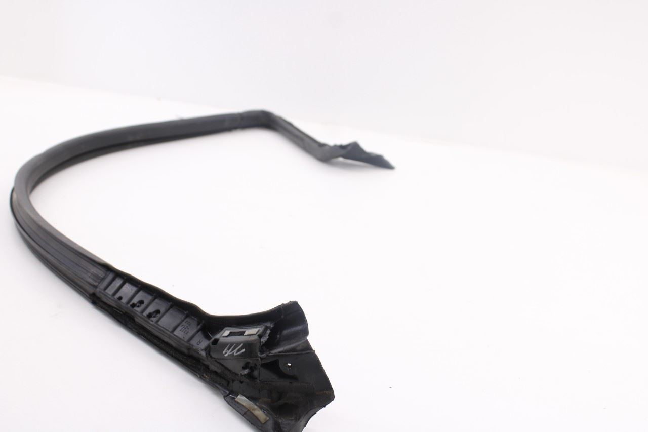 15-23 Ford Mustang GT Right Side Upper Door Glass Run Channel Weather-strip Seal - Alshned Auto Parts