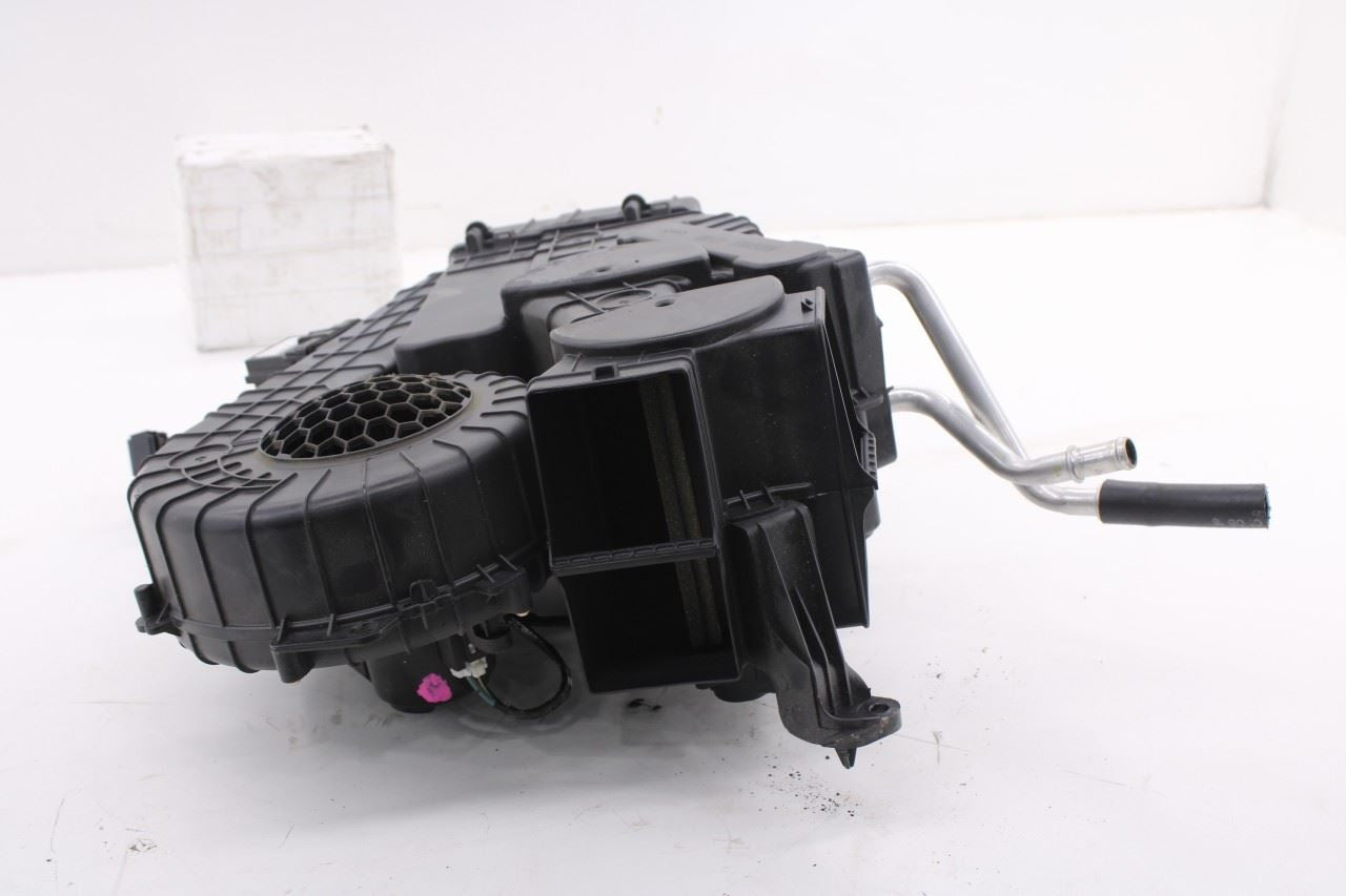 15-20 Dodge Grand Caravan GT 3.6L Rear Heater AC Upper Housing Blower Motor Assy16