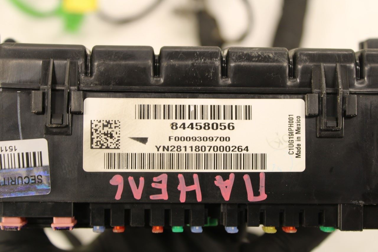 2018-19 GMC Acadia SLT-1 Dash Instrument Panel Wire Harness w/ Fuse Box 84458056 - Alshned Auto Parts