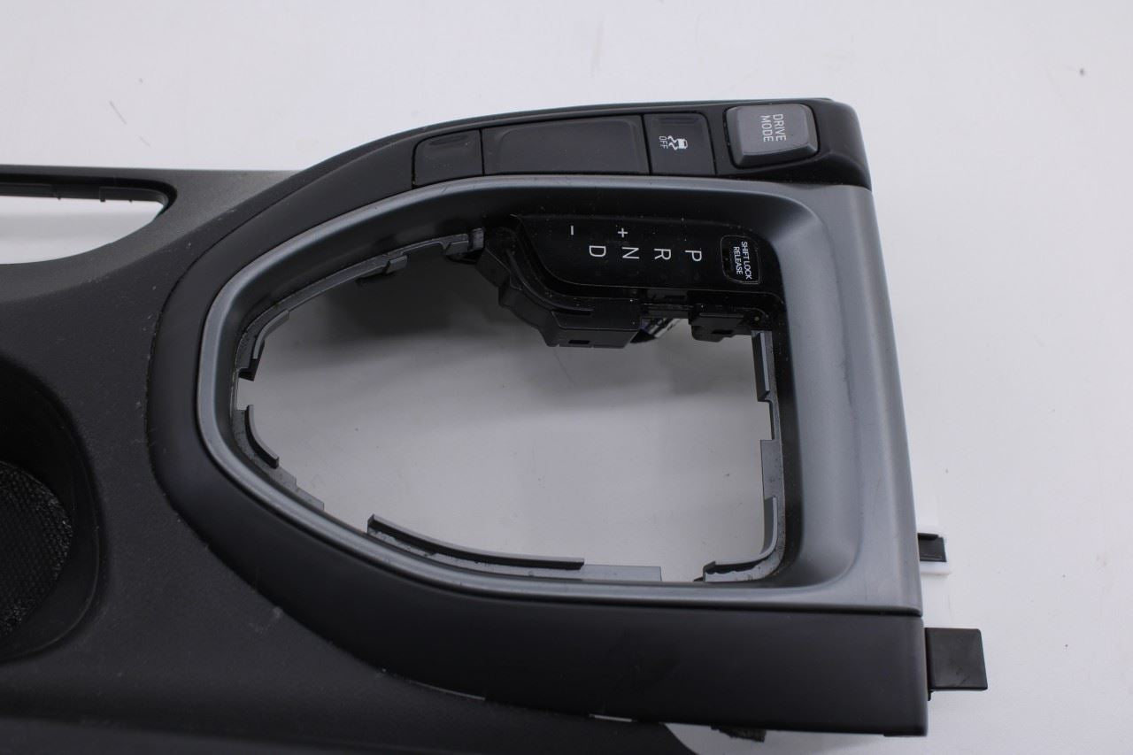 19-21 Hyundai Veloster Center Console Upper Cover Panel Assembly 84651-J3000-NNB7